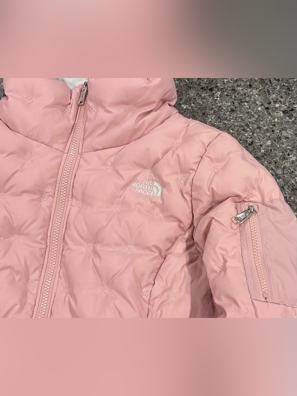 (2) Womens NORTH FACE 550 Down Quilted Coats, sz Medium - Picture 6 of 9